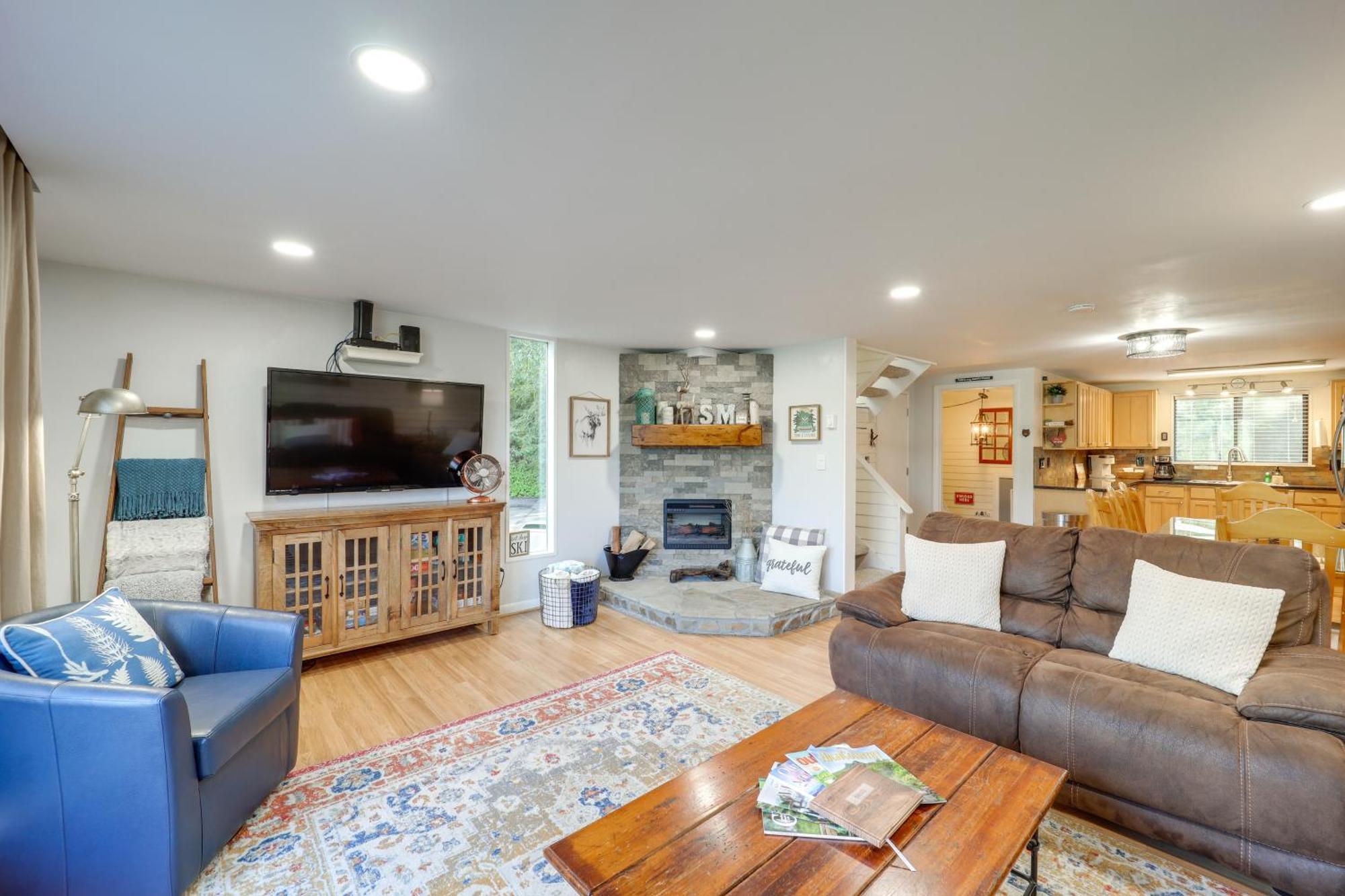 Sugar Mountain Condo With Aandc - Walk To Ski And Golf! Buitenkant foto